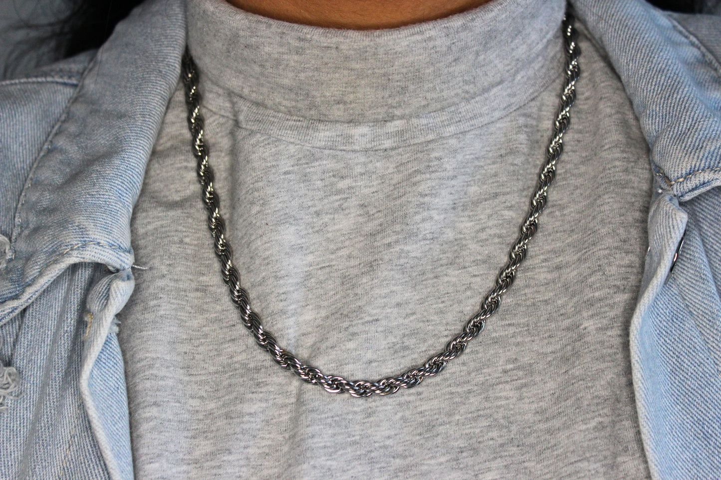 Rollo Necklace